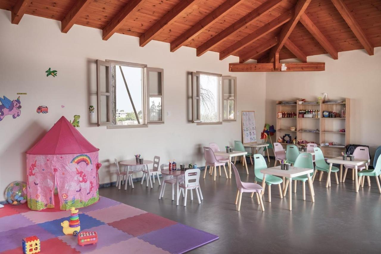 Helea Family Beach Resort Kallithéa Extérieur photo